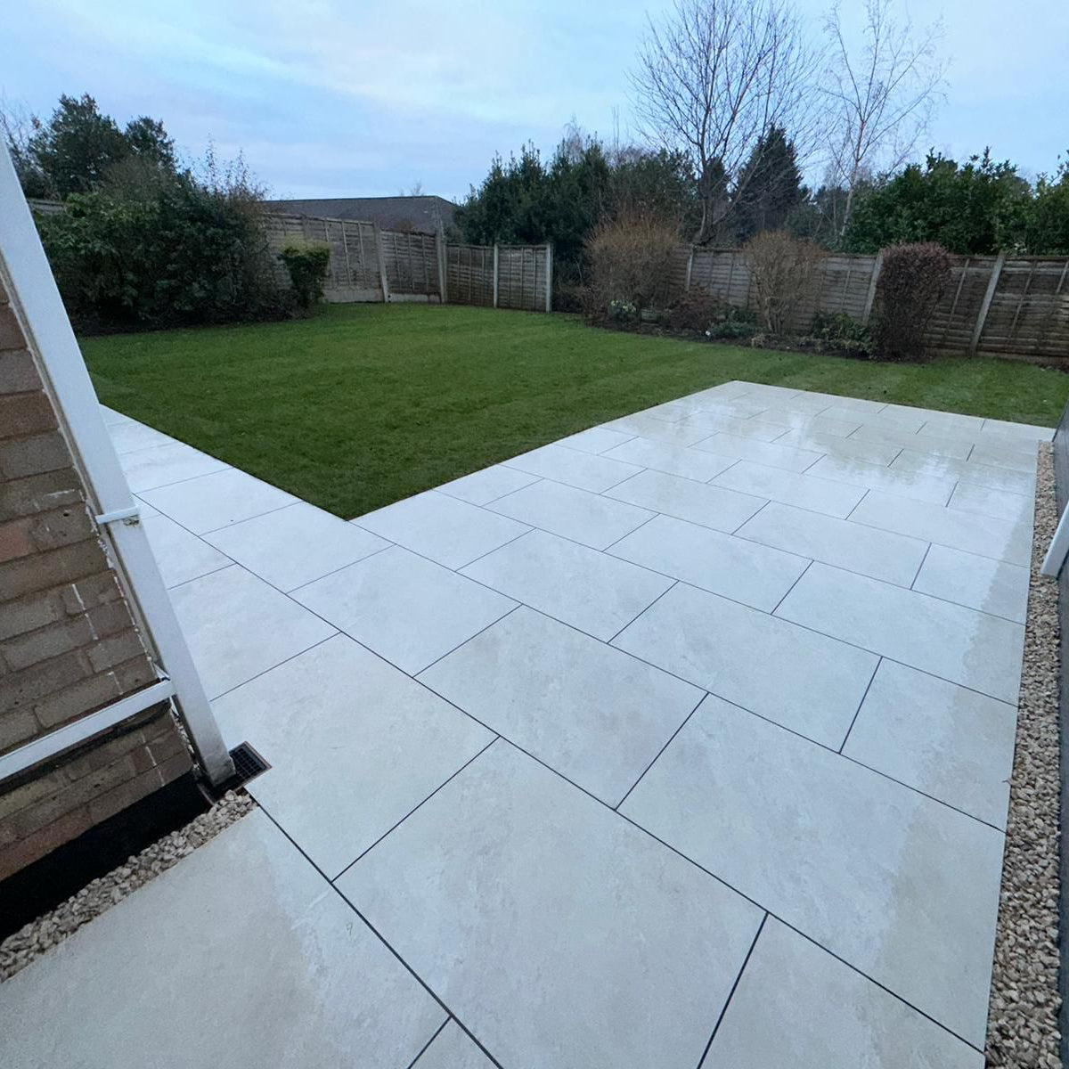 Himalayan White - 600x900 MM (20 mm)