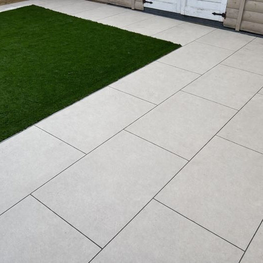 Aosta White - 900×600 (16mm) - East Yorkshire Stone Ltd