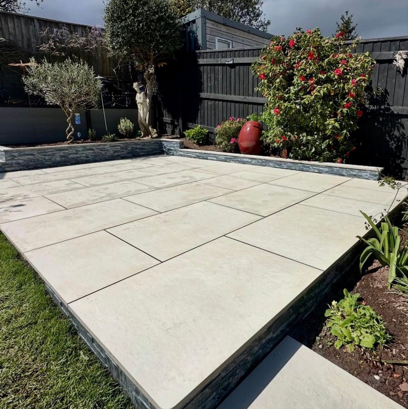 Aosta White Sample