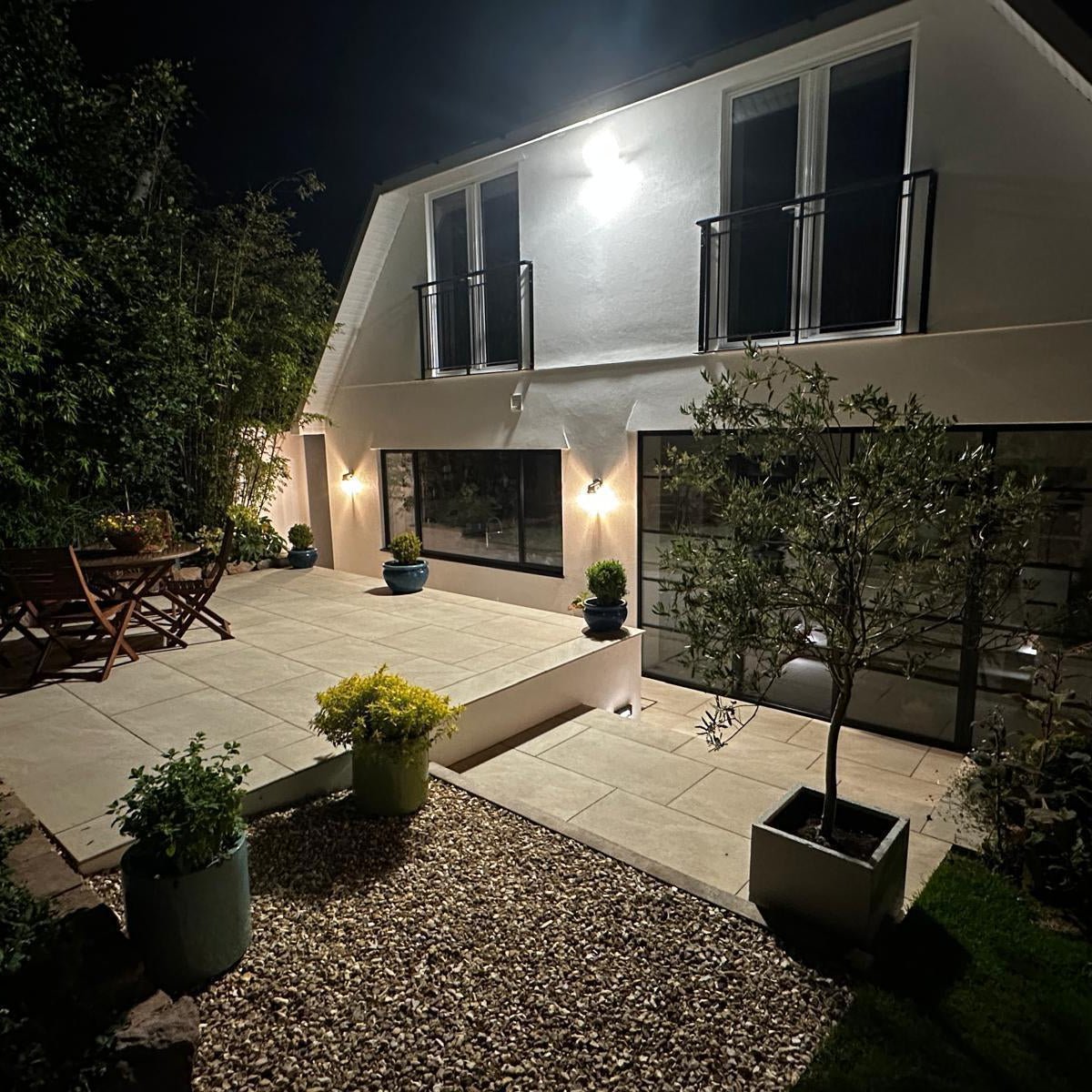 County Crema 900x600 (16mm)