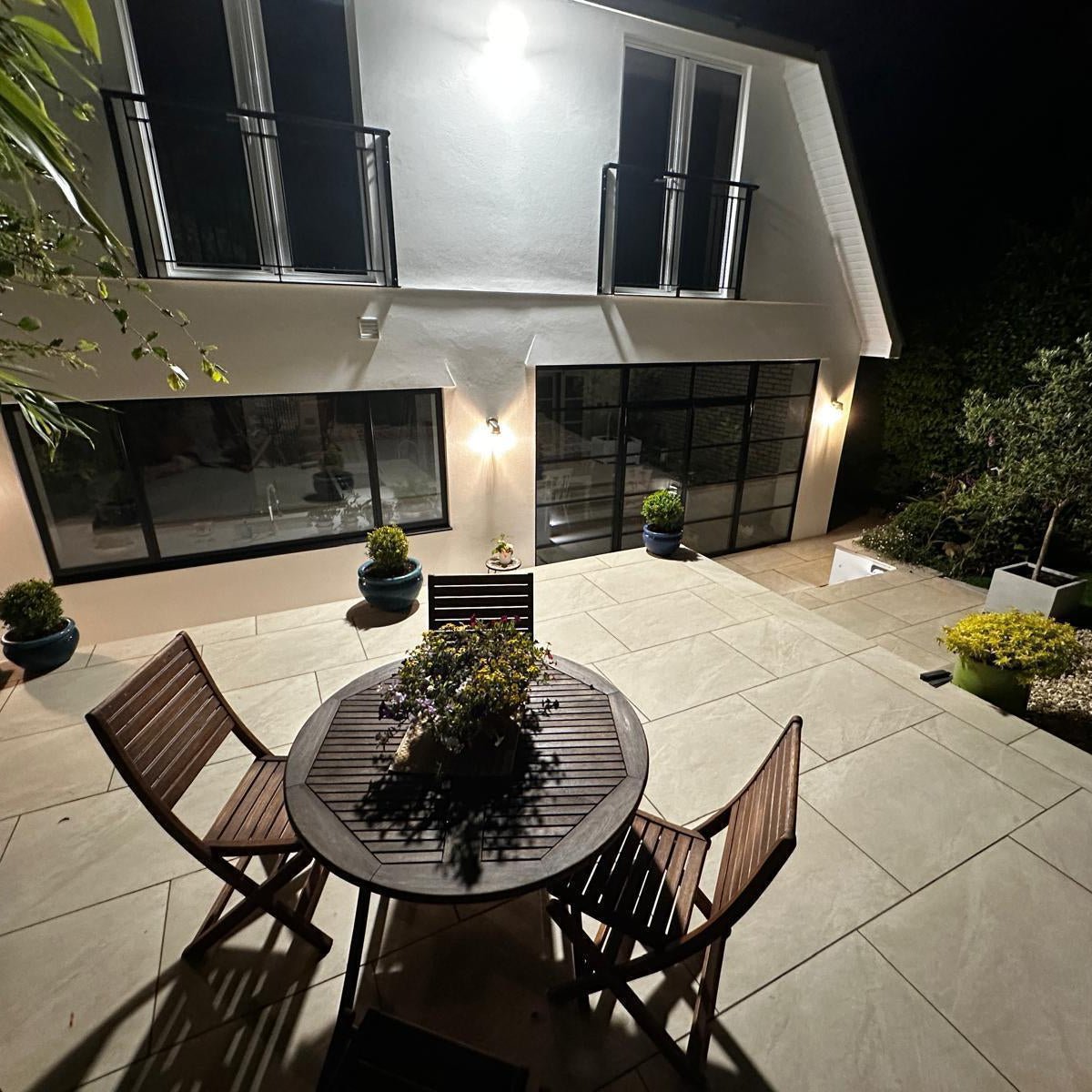 County Crema 900x600 (16mm)