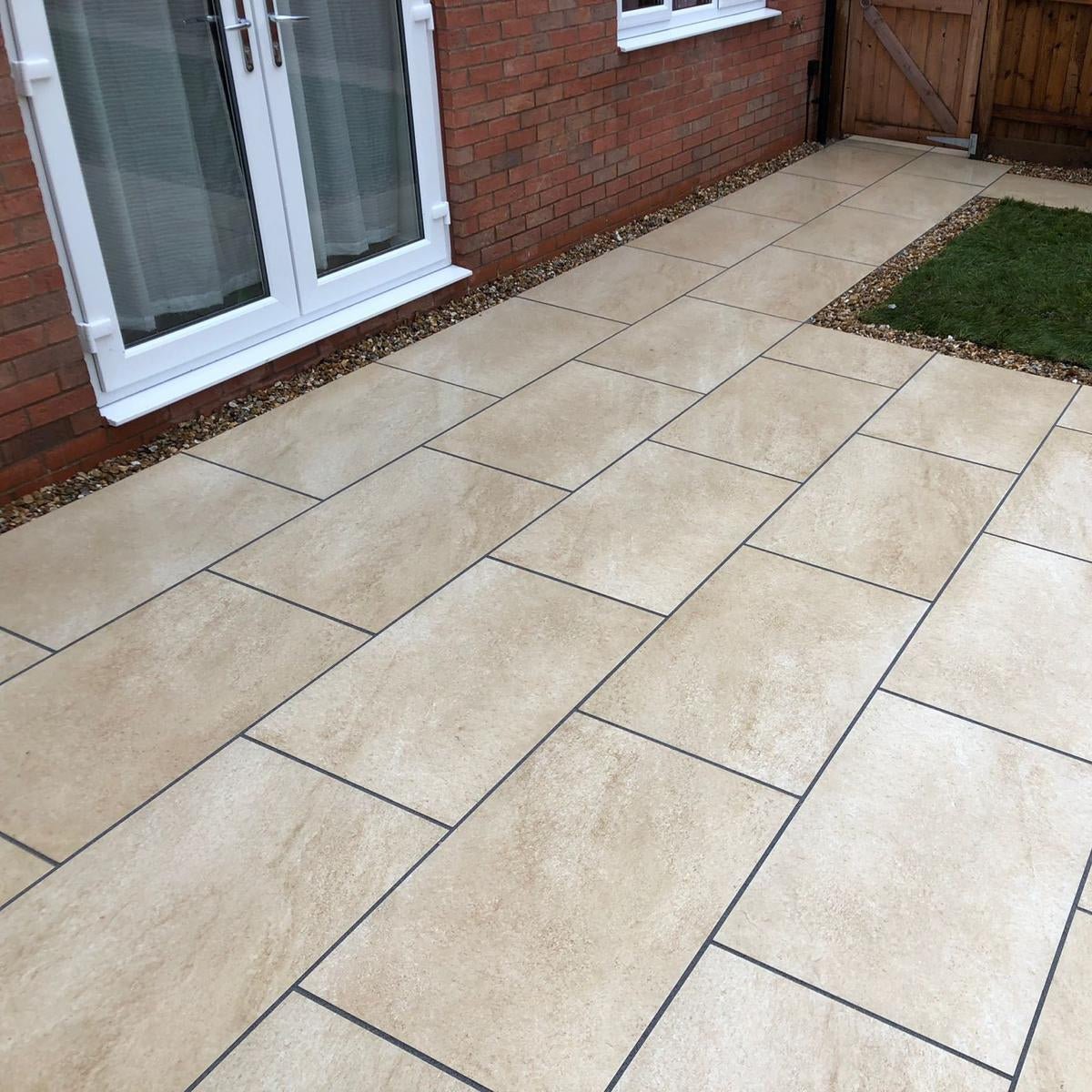 Hammer Stone Beige PP17  (20mm)