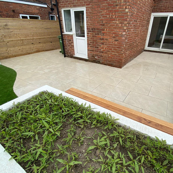 Himalayan White PP17 (20mm) - East Yorkshire Stone Ltd