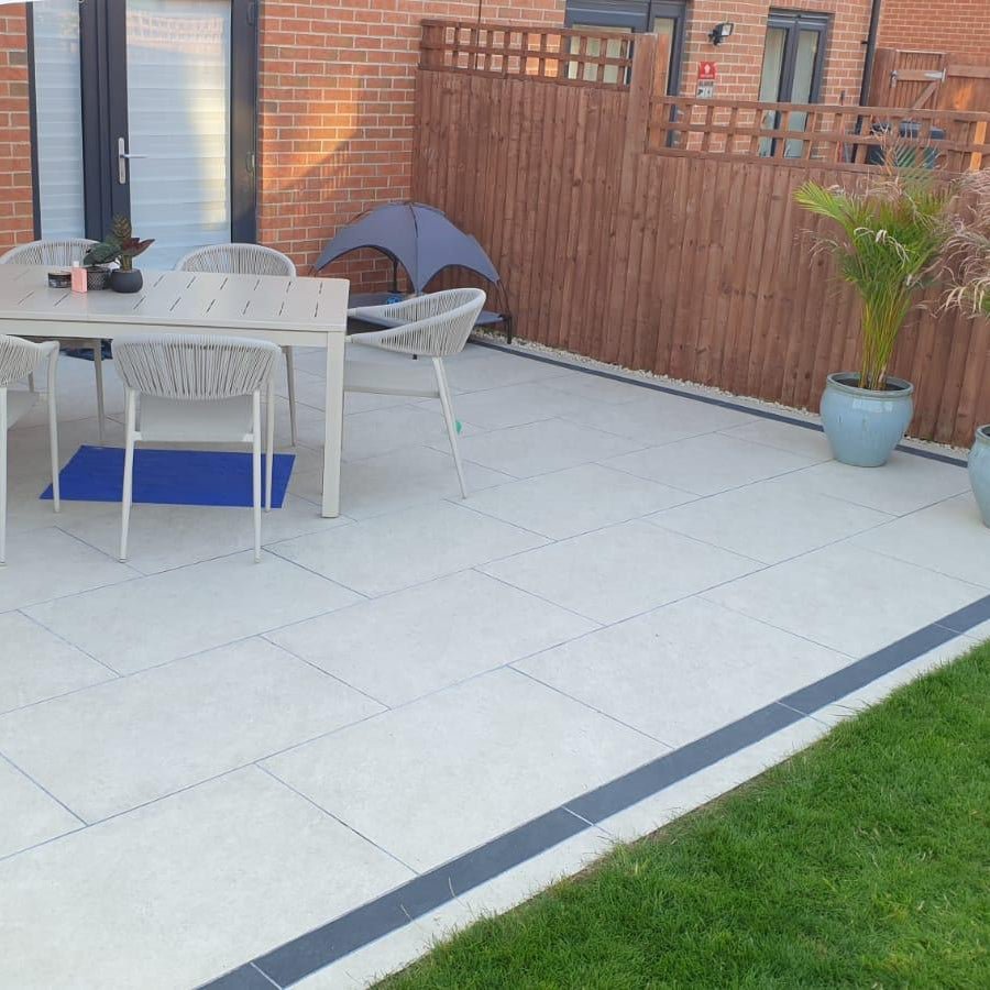 Quartz White PP17 (20mm) - East Yorkshire Stone Ltd