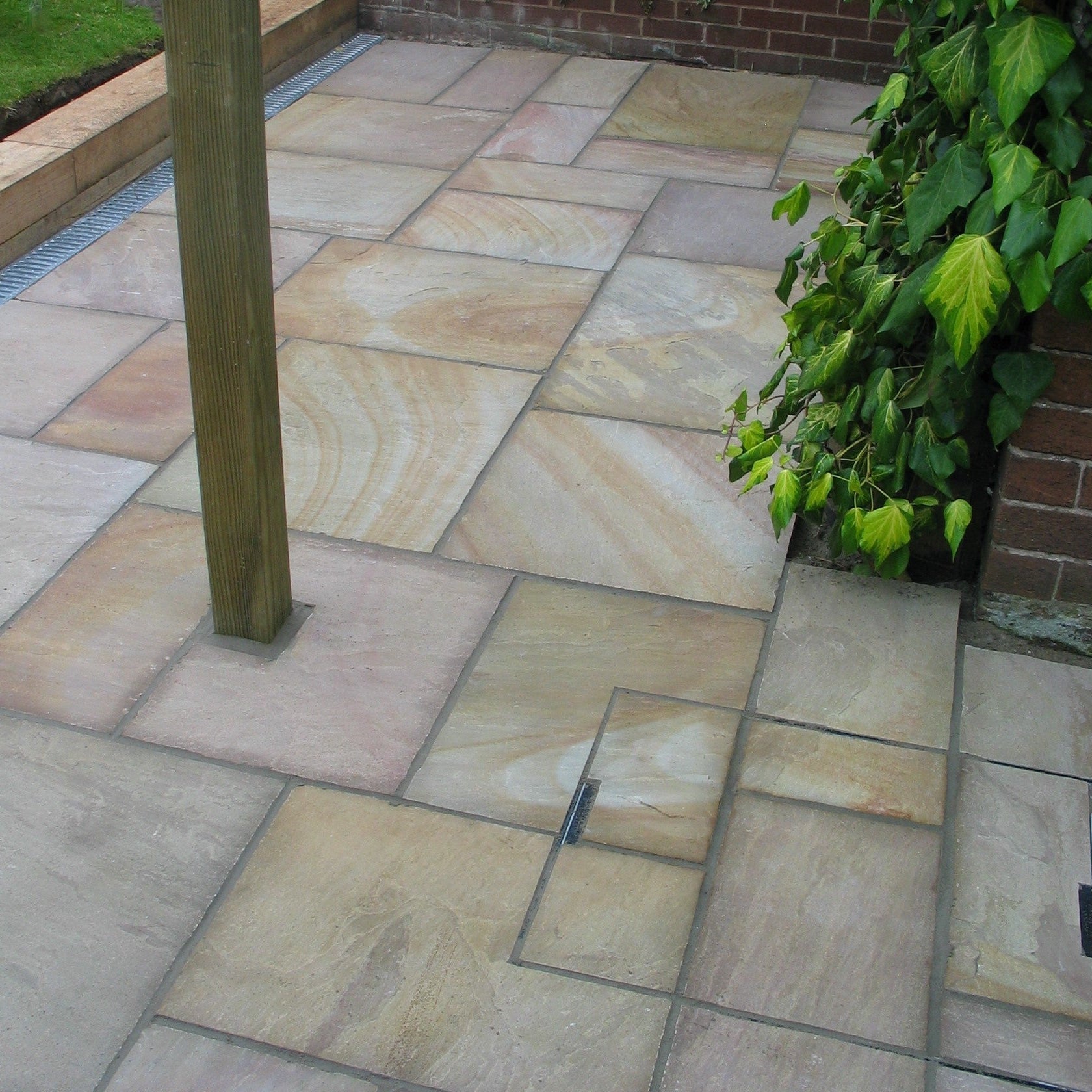 Rippon Sawn & Honed - PP17 (22mm)